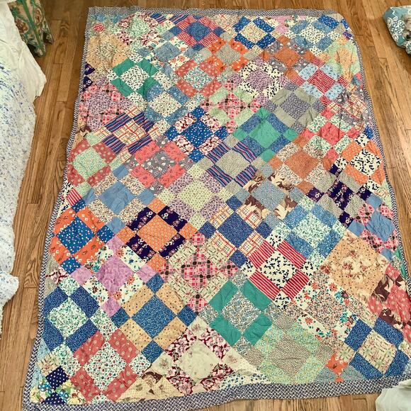 1930s/1940s ANTIQUE PATCHWORK QUILT GREAT COLORS! - Picture 1 of 10